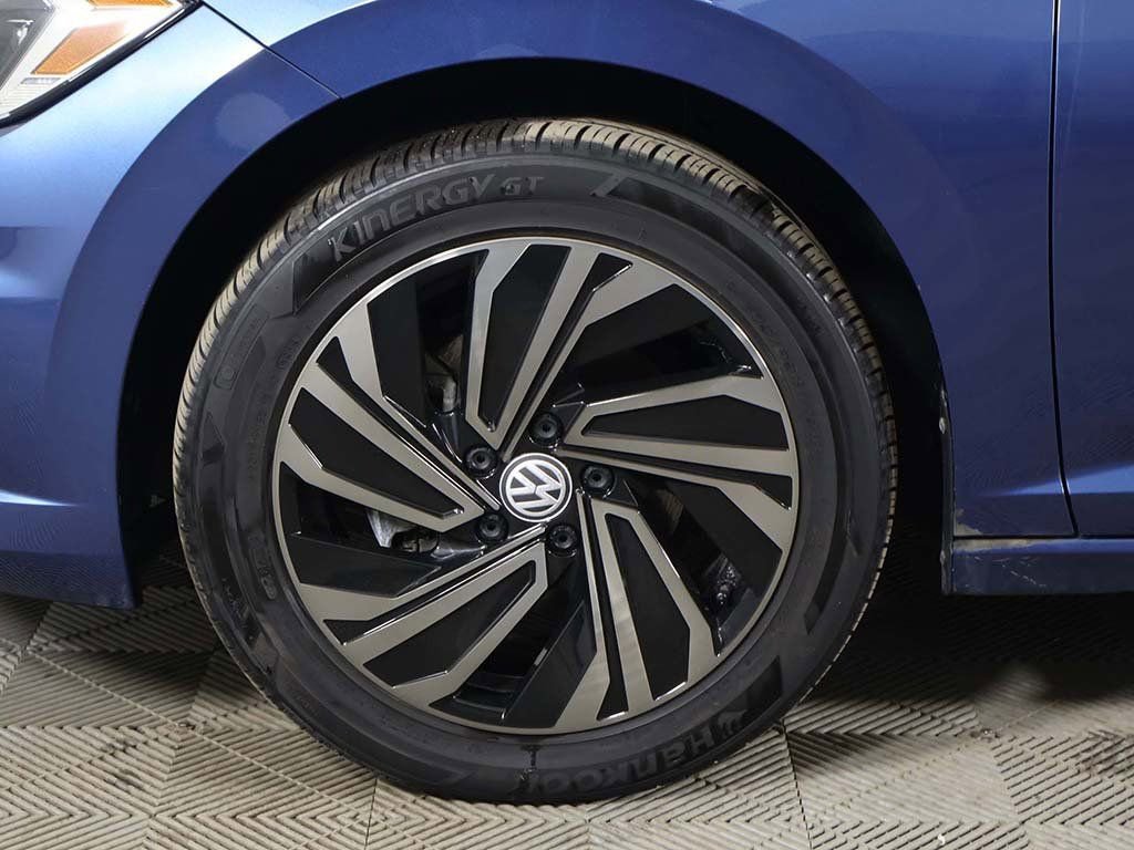 Used 2019 Volkswagen Jetta SEL Premium image 24