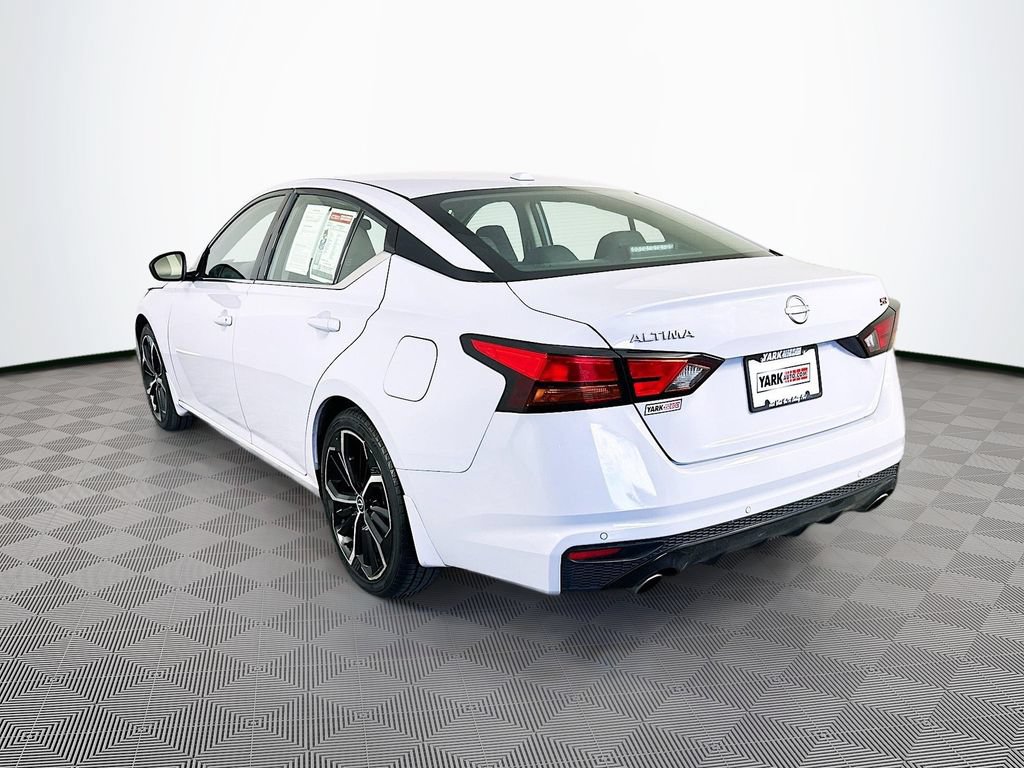 Used 2024 Nissan Altima 2.5 SR FWD image 8