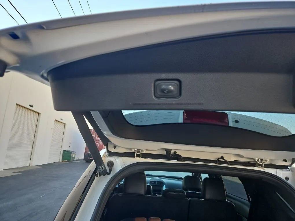 Used 2013 Ford Explorer Limited image 27