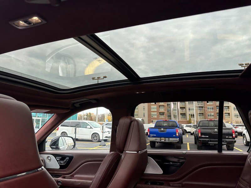 Certified 2023 Lincoln Aviator Black Label w/ Dynamic Handling Package image 15