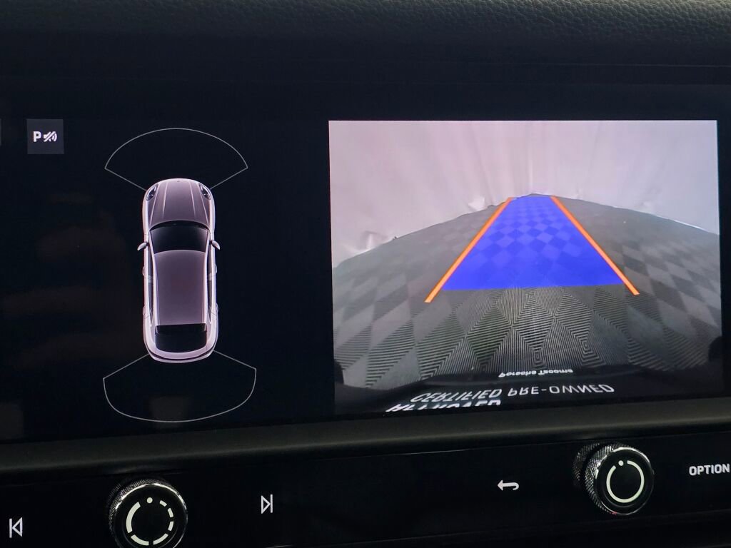 Certified 2024 Porsche Macan image 44