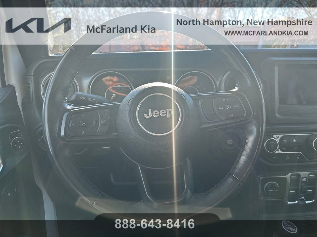 Used 2021 Jeep Gladiator Willys image 16