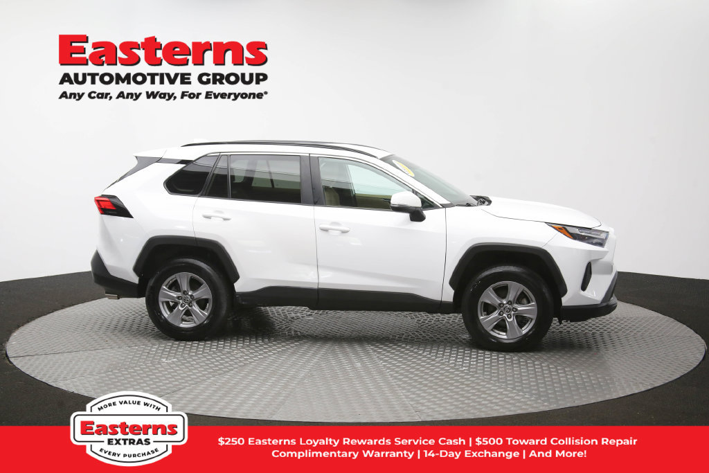 Used 2023 Toyota RAV4 LE AWD/4WD image 45