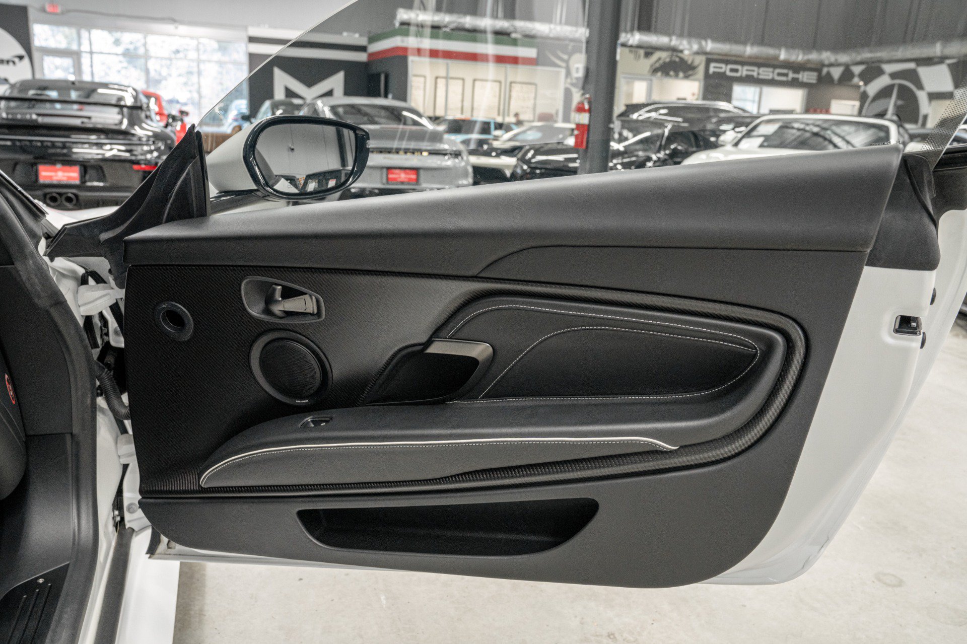 Used 2019 Aston Martin DBS Superleggera RWD image 36