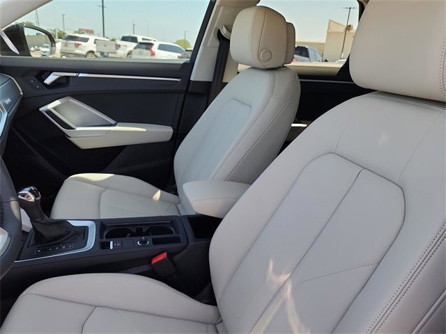 New 2025 Audi Q3 2.0T Premium Plus image 25