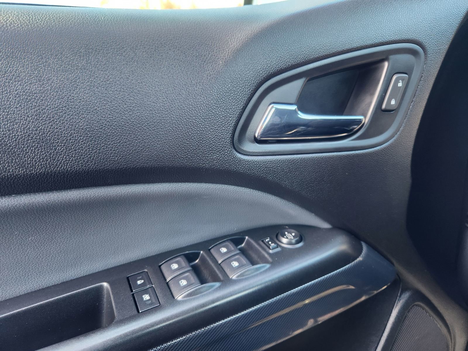 Used 2019 Chevrolet Colorado Z71 image 30