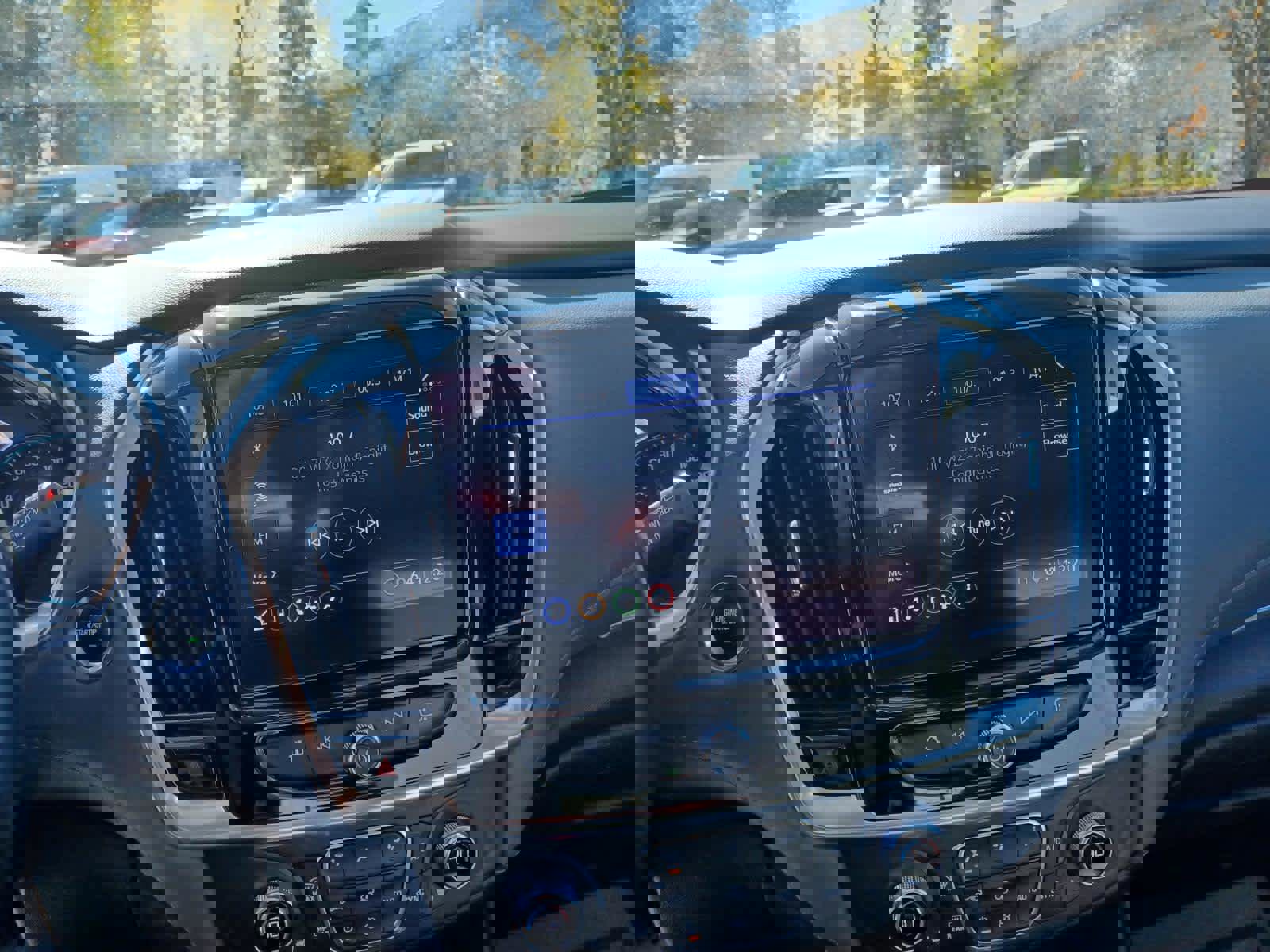 Used 2020 Chevrolet Traverse LT w/ Driver Confidence II Package image 10