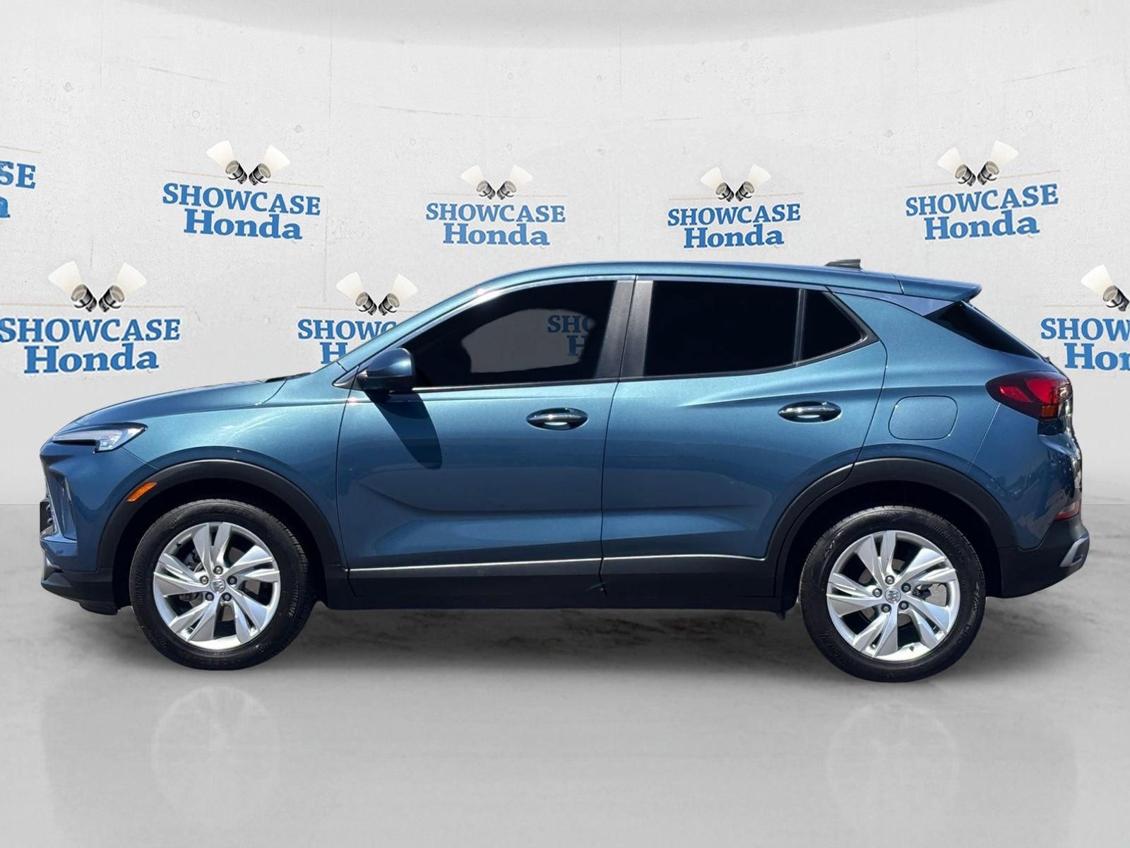 Used 2024 Buick Encore GX Preferred image 4