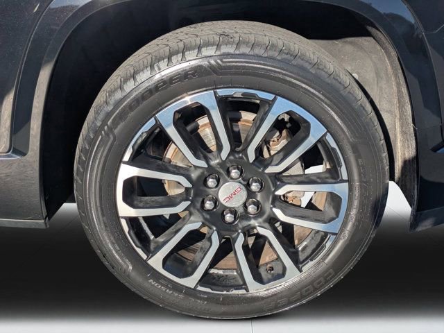 Used 2020 GMC Acadia Denali w/ Technology Package image 9