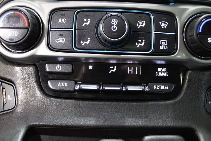 Used 2020 Chevrolet Suburban LT image 39