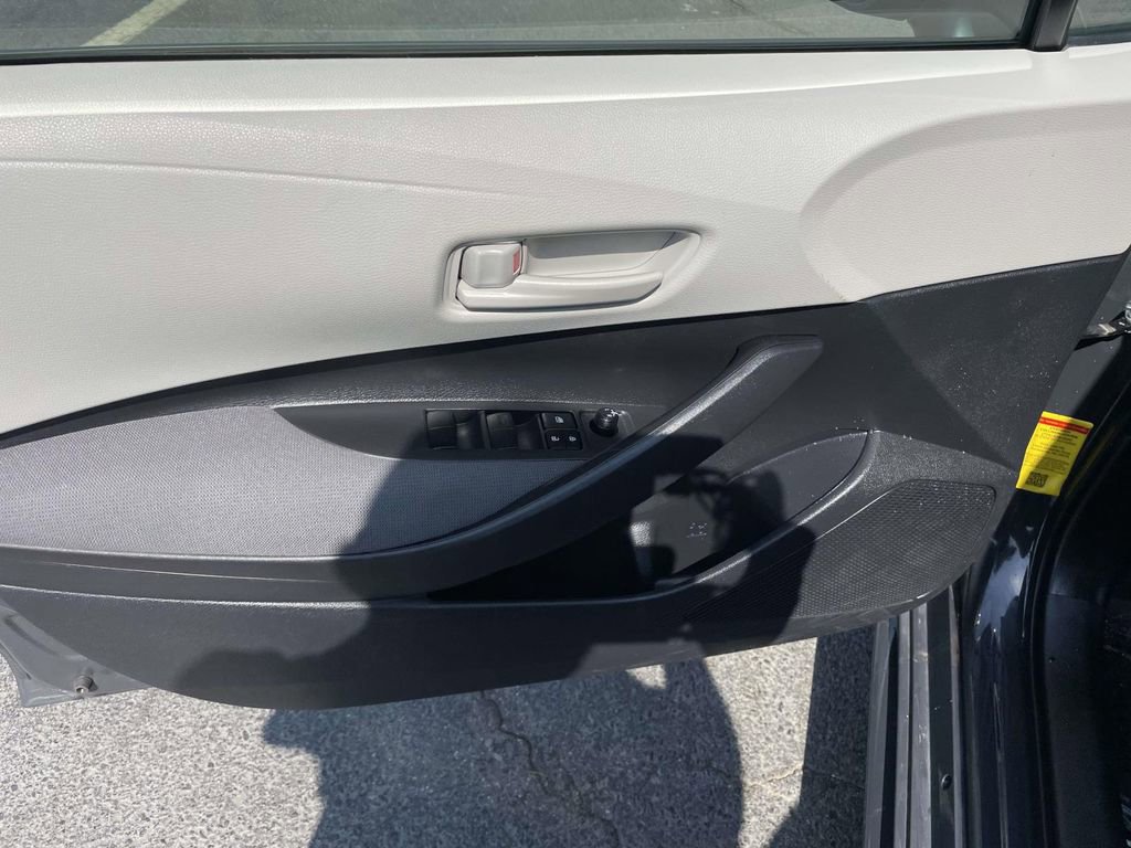 Used 2024 Toyota Corolla LE image 26