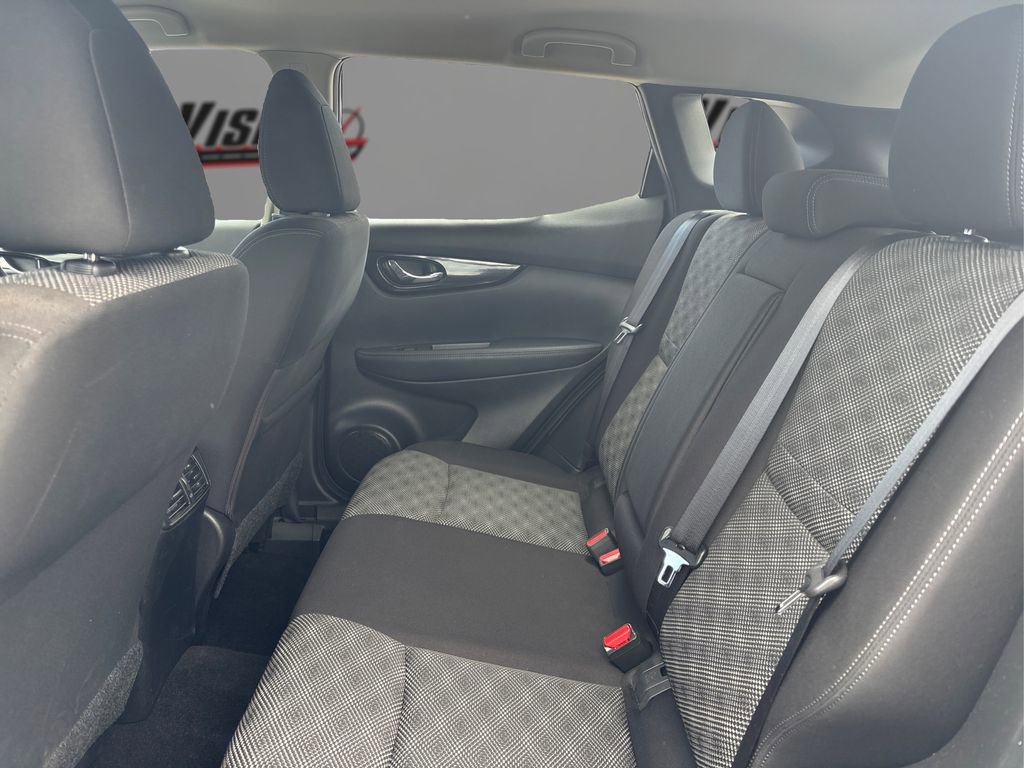 Used 2019 Nissan Rogue Sport SV w/ Technology Package AWD/4WD image 10