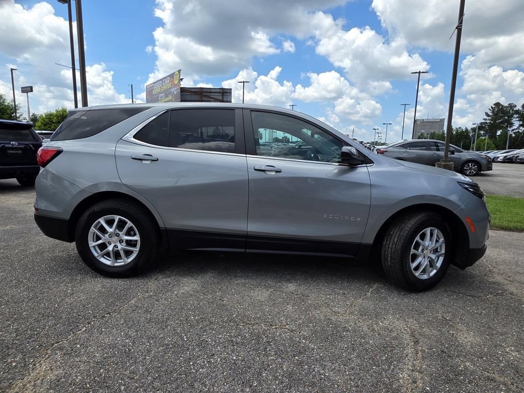 Used 2023 Chevrolet Equinox LT AWD/4WD image 34