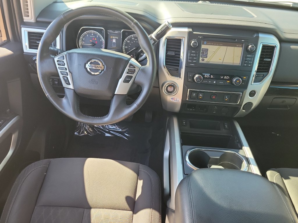 Used 2018 Nissan Titan SV w/ SV Convenience Package RWD image 26
