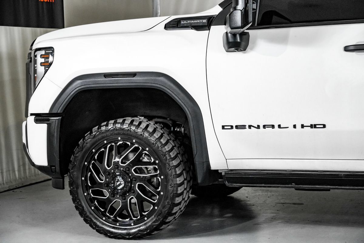 Used 2024 GMC Sierra 3500 Denali Ultimate AWD/4WD image 12
