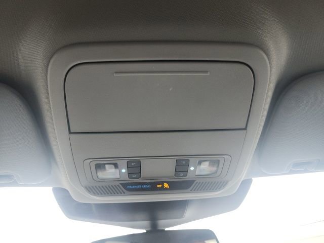 Used 2022 Ford Explorer XLT w/ Equipment Group 202A image 32