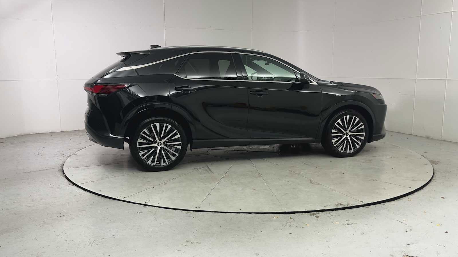 Used 2023 Lexus RX 350 AWD image 9