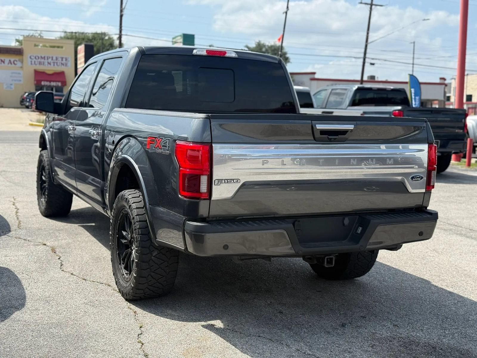 Used 2020 Ford F150 Platinum w/ Equipment Group 701A Luxury AWD/4WD image 6