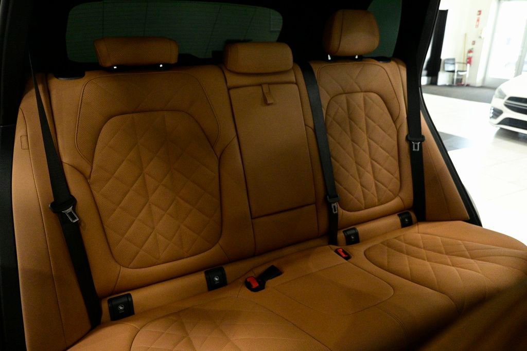 Used 2025 BMW X5 xDrive40i w/ Premium Package image 15