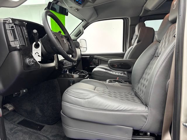 New 2026 GMC Savana 2500 Extended w/ Driver Convenience Package RWD image 19