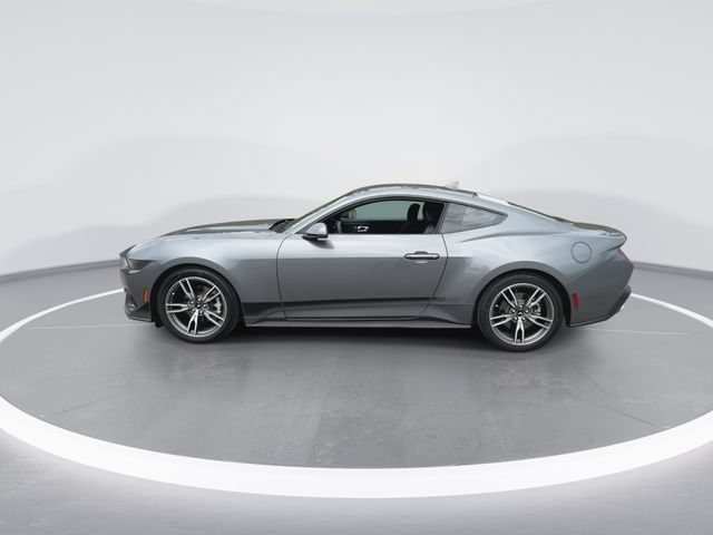 Used 2025 Ford Mustang Coupe RWD image 7