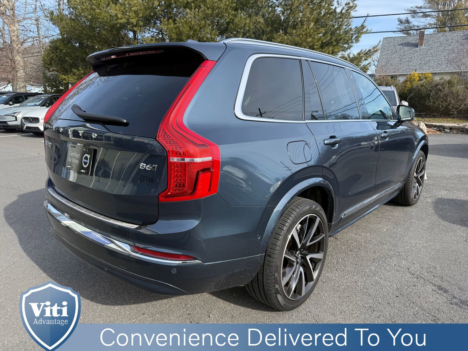 Certified 2024 Volvo XC90 B6 Ultimate w/ Protection Package Premier image 8
