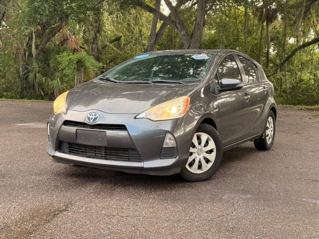 Used 2014 Toyota Prius C Two FWD image 2