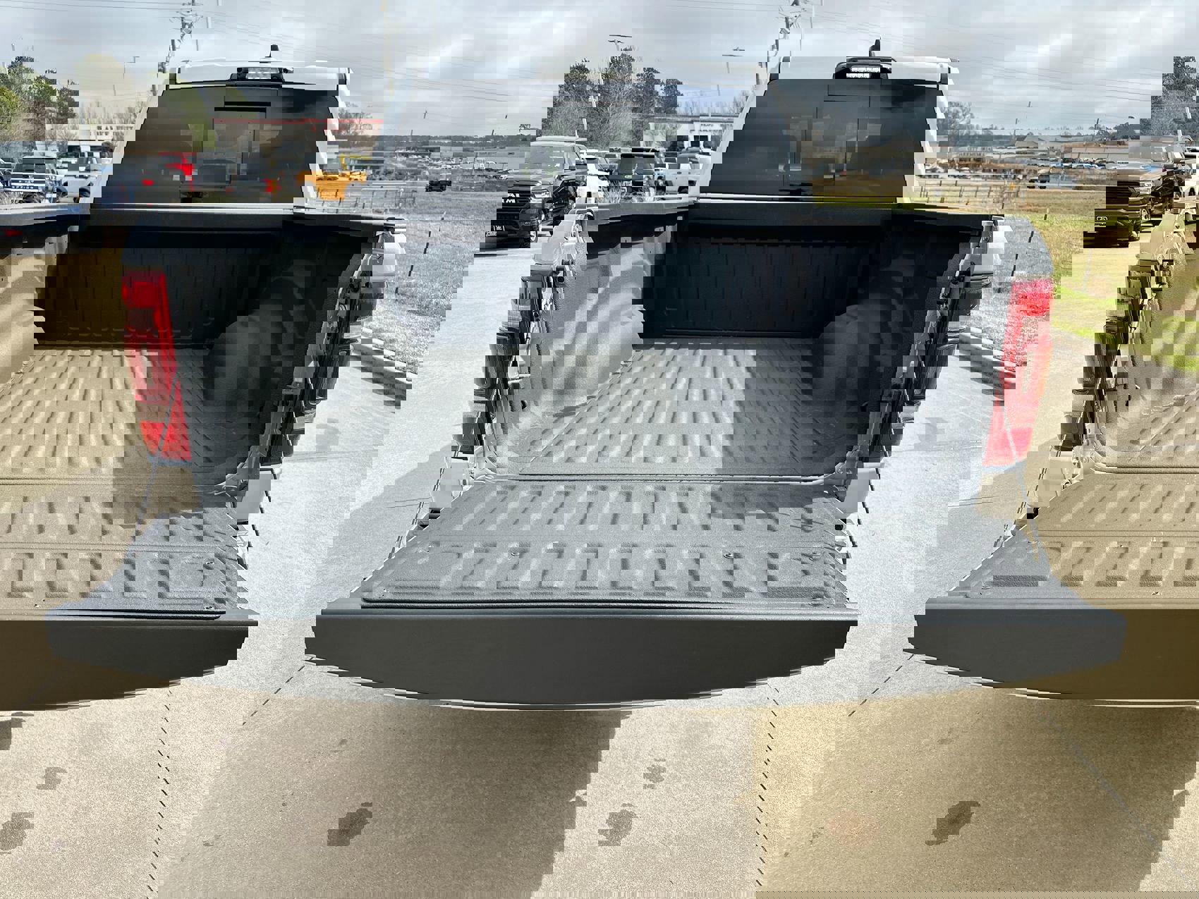 Used 2023 RAM 1500 Limited image 23