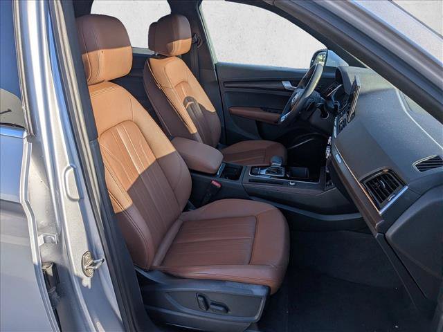 Used 2022 Audi Q5 2.0T Premium w/ Convenience Package AWD/4WD image 20