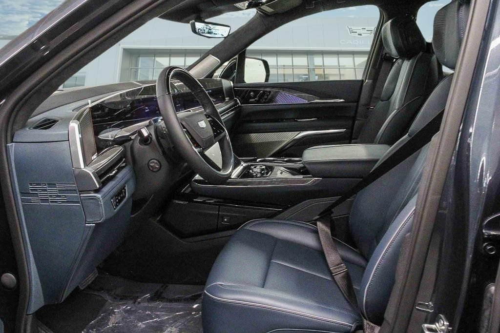 New 2026 Cadillac Escalade IQ Luxury 2 AWD/4WD image 10