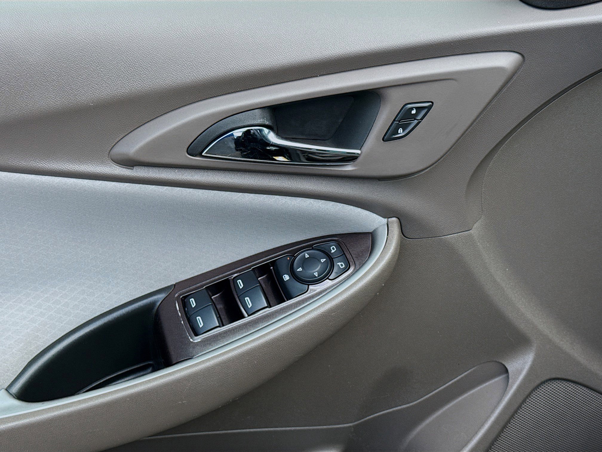 Used 2024 Chevrolet Malibu LS image 16