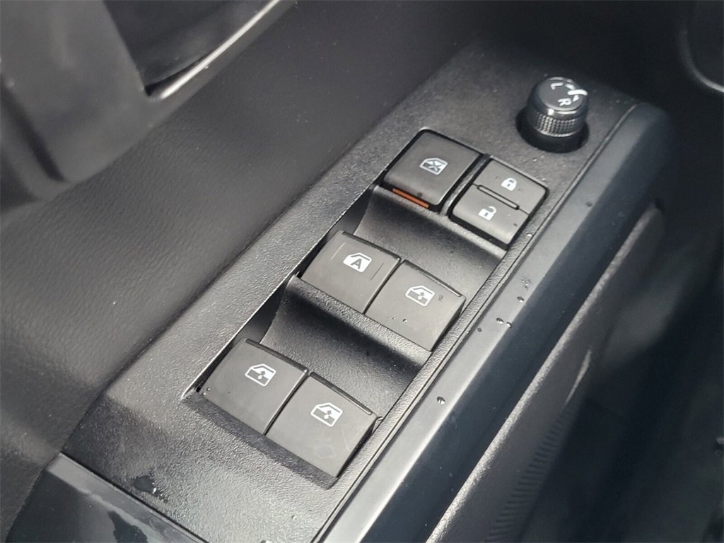 Used 2022 Toyota Tacoma SR image 21