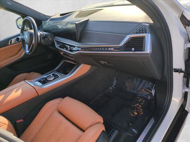 Used 2024 BMW X5 xDrive40i w/ Premium Package AWD/4WD image 24