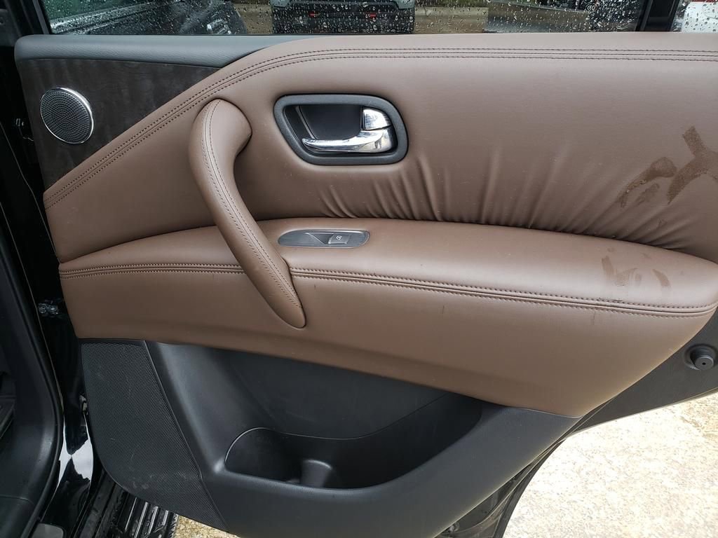 Used 2024 Nissan Armada Platinum w/ Captain's Chairs Package image 22