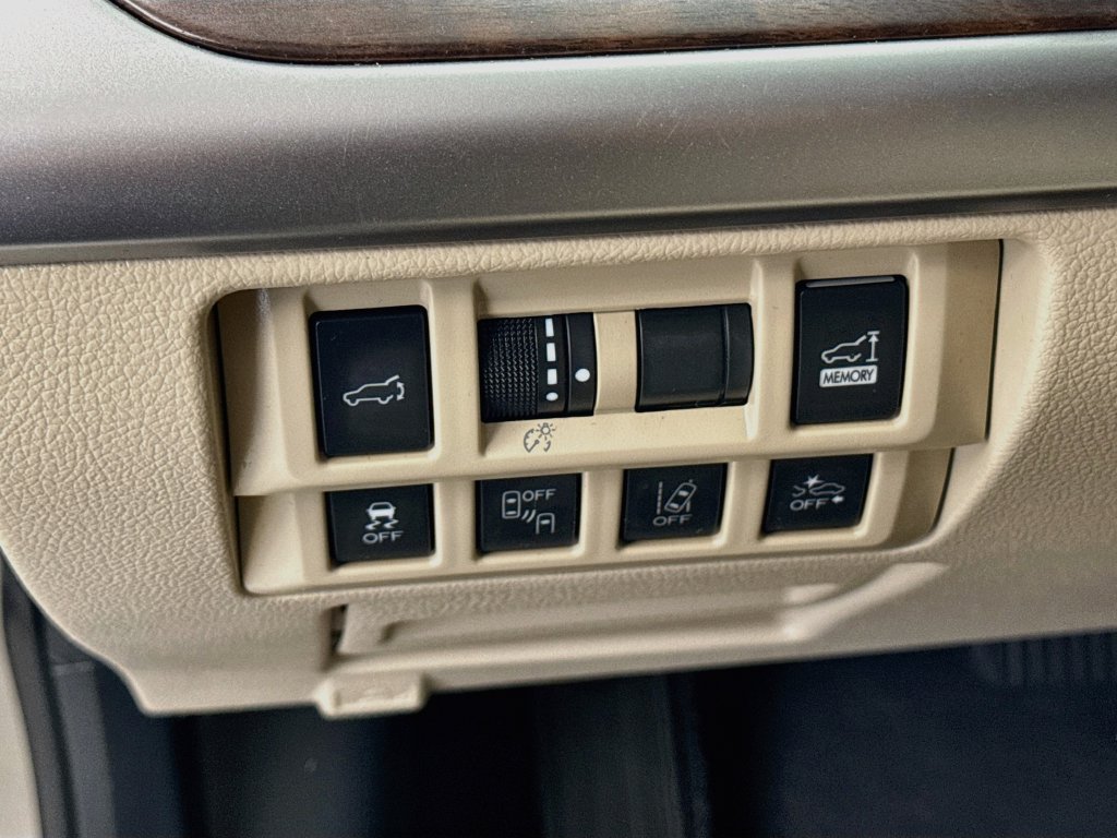 Used 2019 Subaru Outback 2.5i Limited w/ Protection Package #1 AWD/4WD image 6