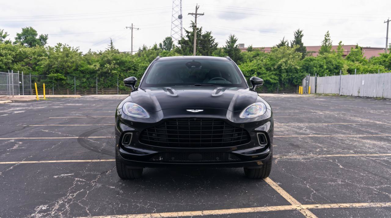 Used 2021 Aston Martin DBX AWD/4WD image 3