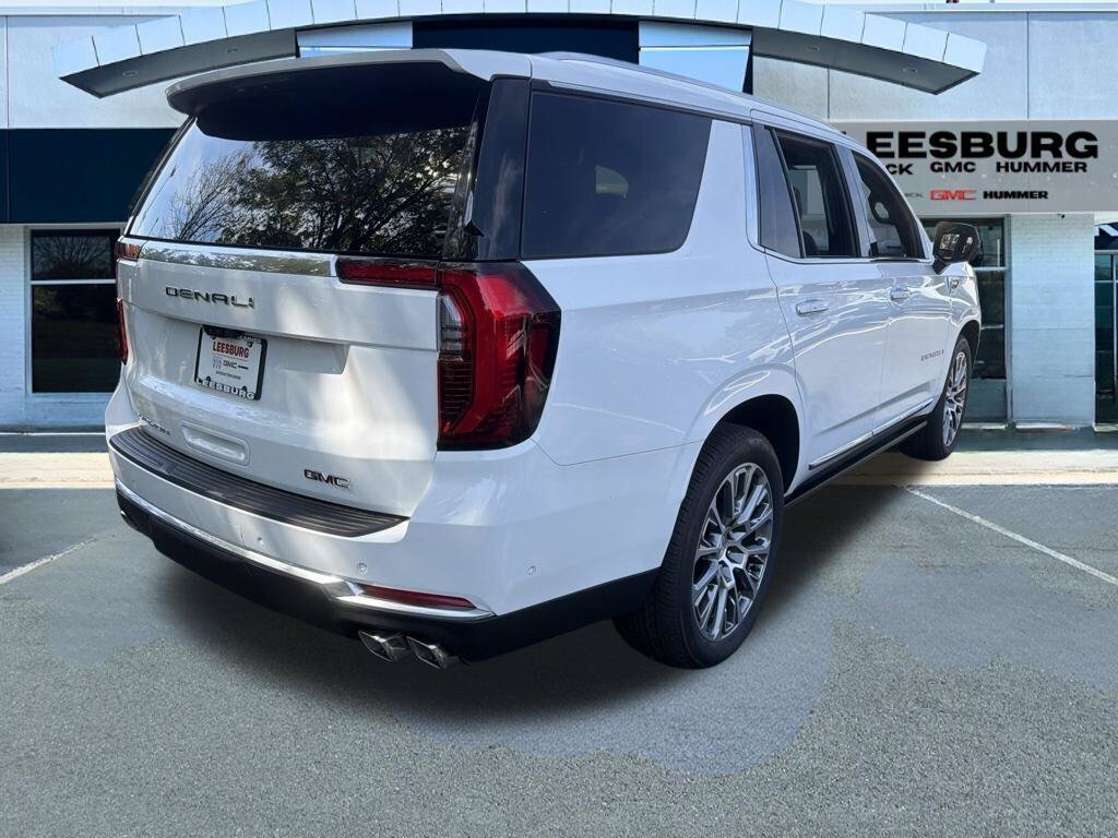 New 2026 GMC Yukon Denali w/ Denali Reserve Package AWD/4WD image 7