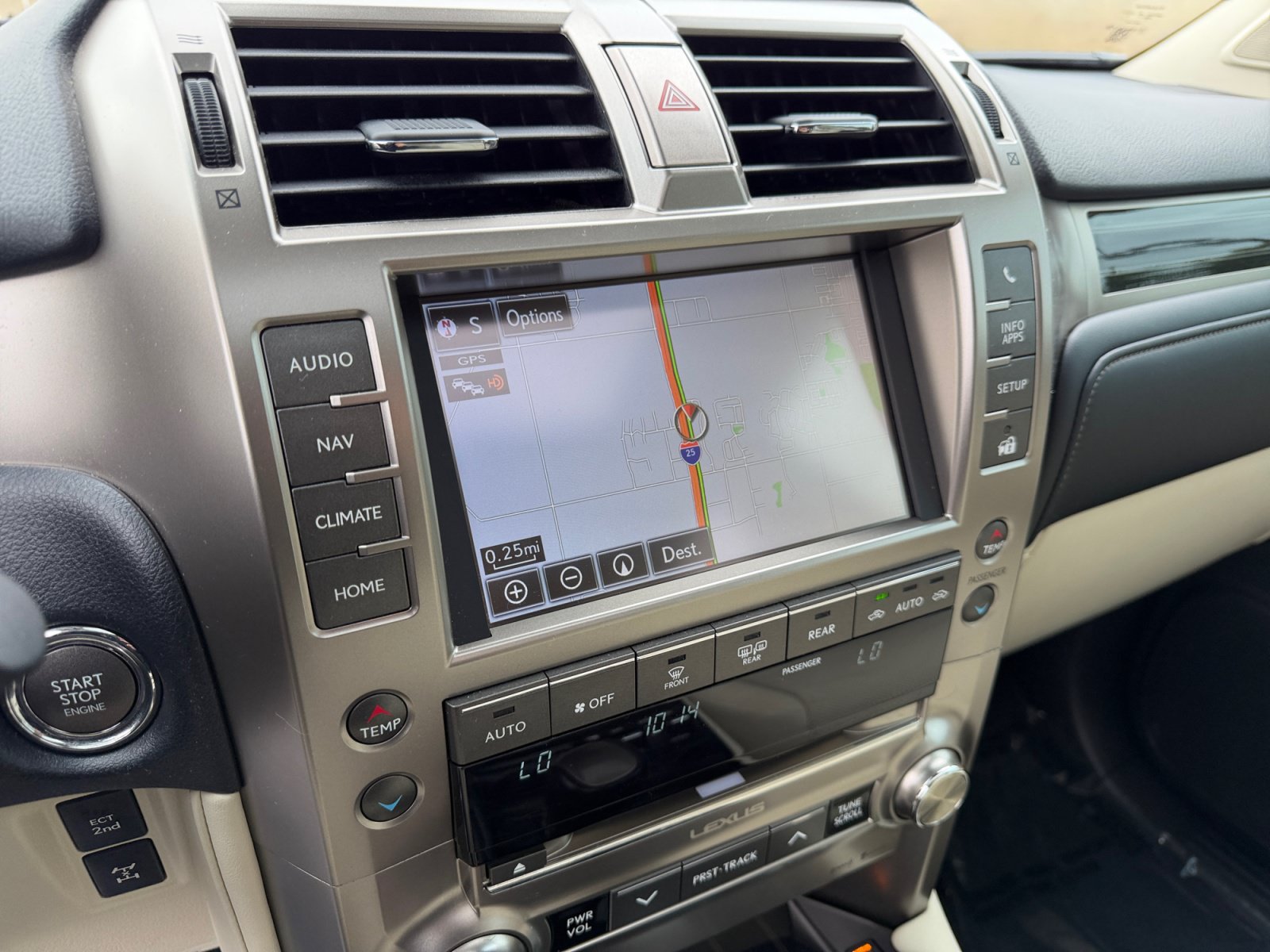 Certified 2021 Lexus GX 460 Premium w/ Premium Package AWD/4WD image 26