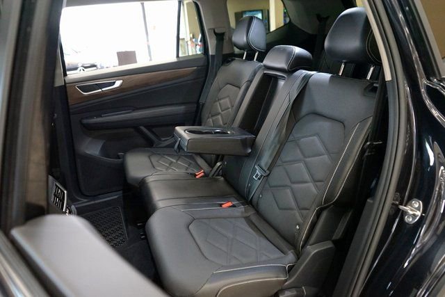 Used 2024 Volkswagen Atlas SE image 49