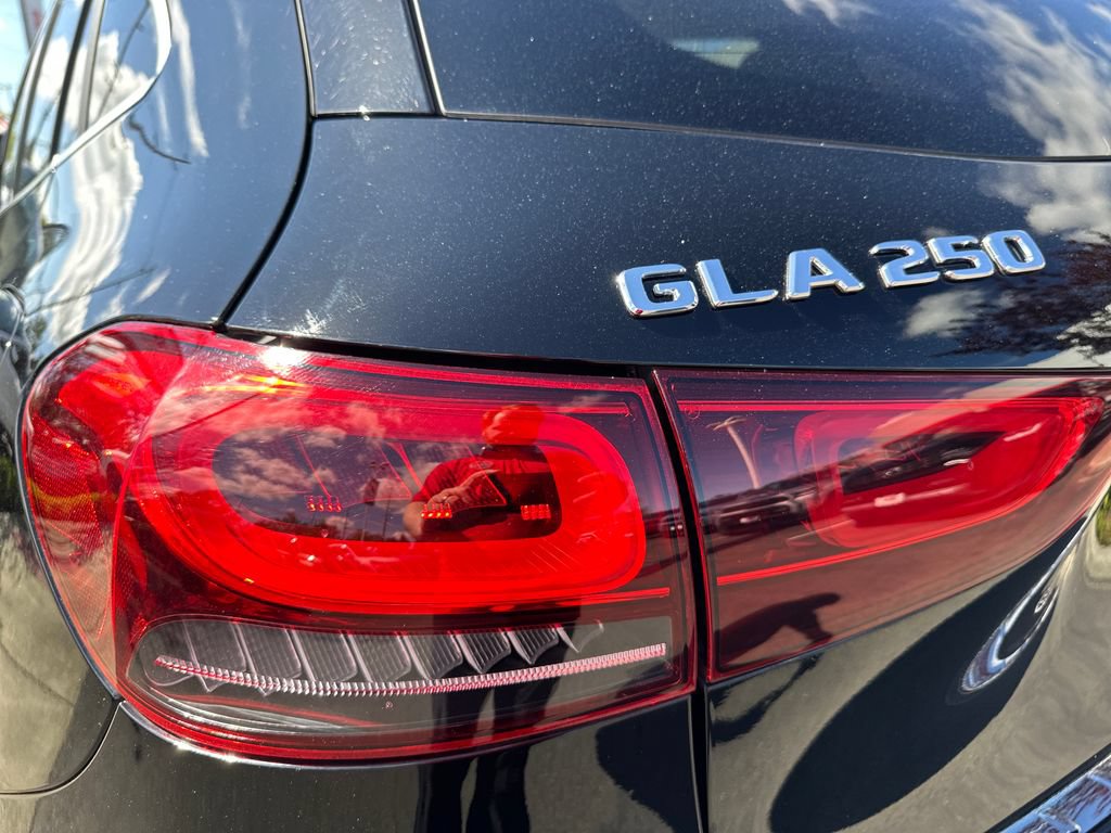 Used 2023 Mercedes-Benz GLA 250 4MATIC image 10