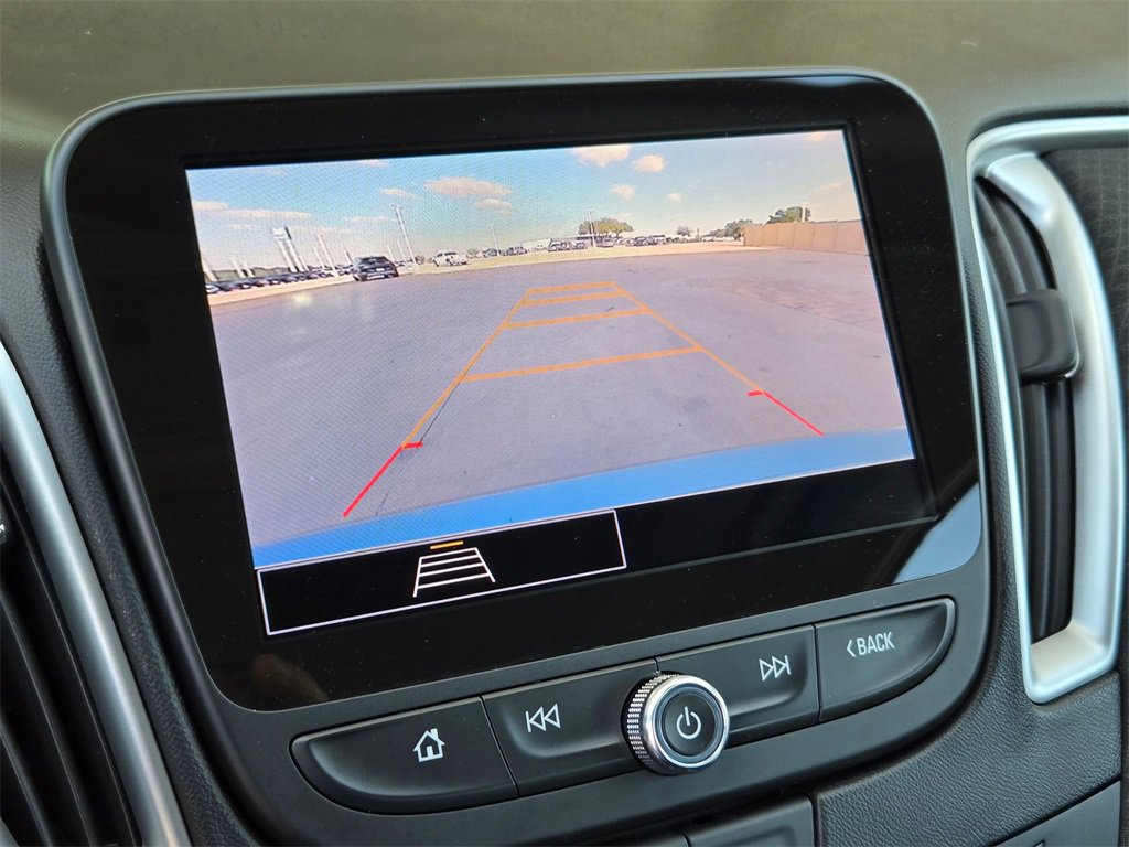 Used 2024 Chevrolet Malibu LT image 31