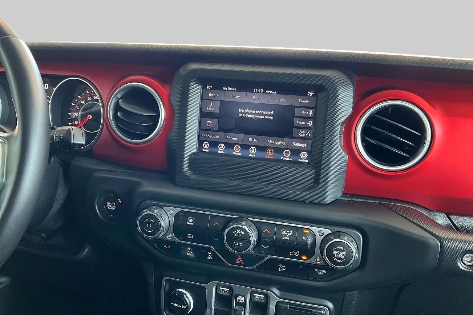 Used 2018 Jeep Wrangler Unlimited Rubicon AWD/4WD image 6