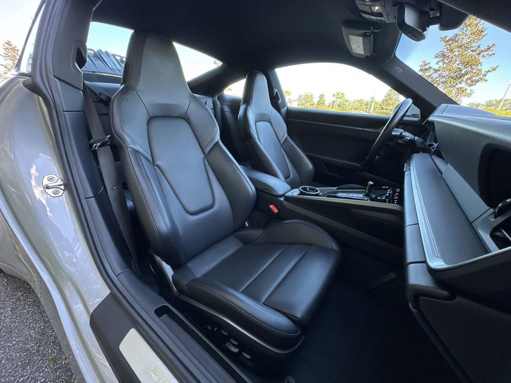 Used 2025 Porsche 911 Carrera image 28