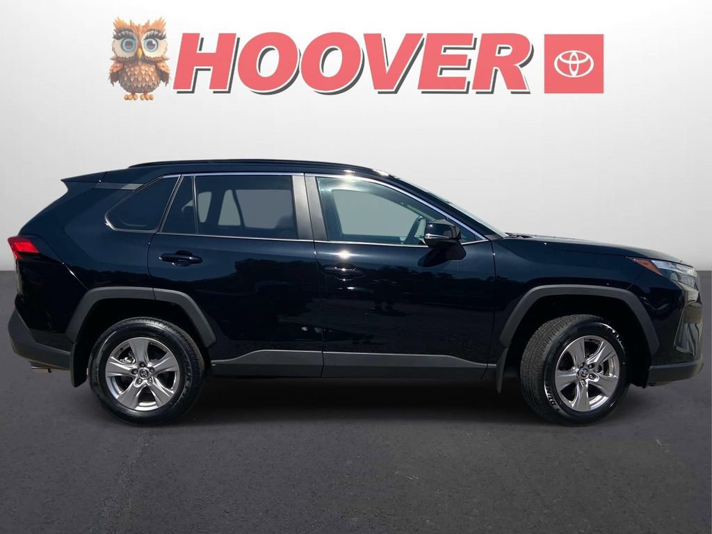 Used 2025 Toyota RAV4 XLE w/ Convenience Package FWD image 2