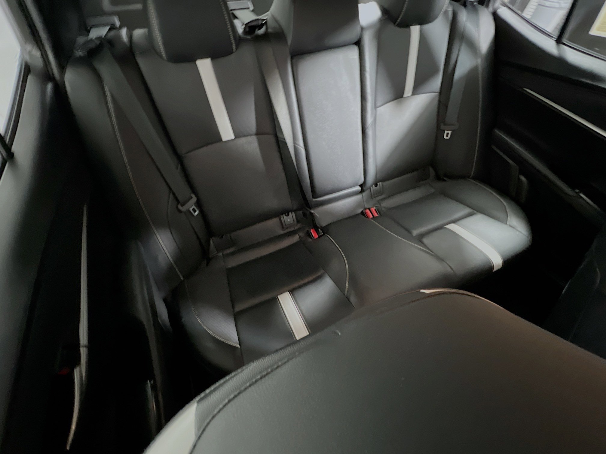 Used 2025 Toyota Camry SE image 33