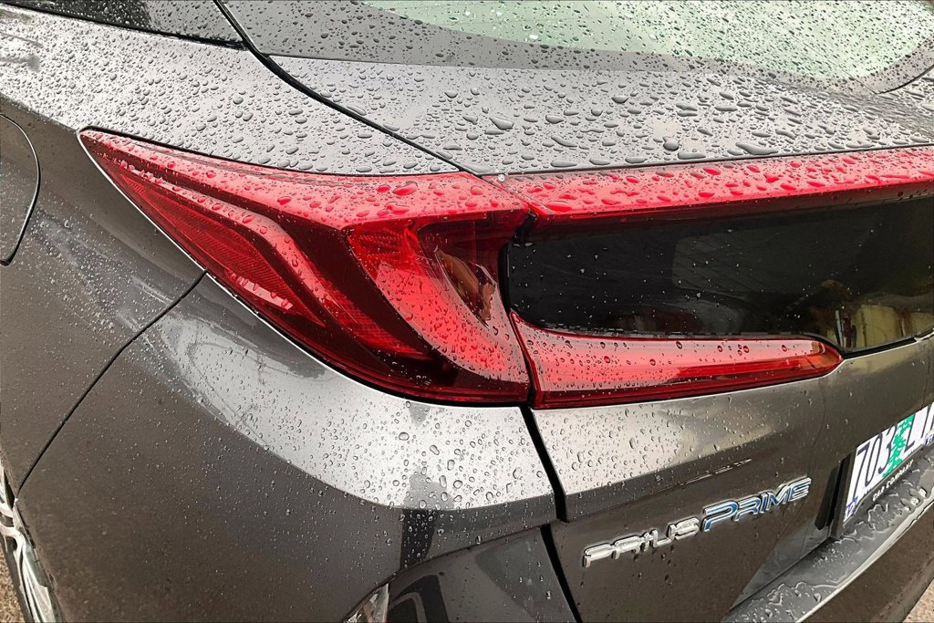 Used 2020 Toyota Prius Prime Limited FWD image 28