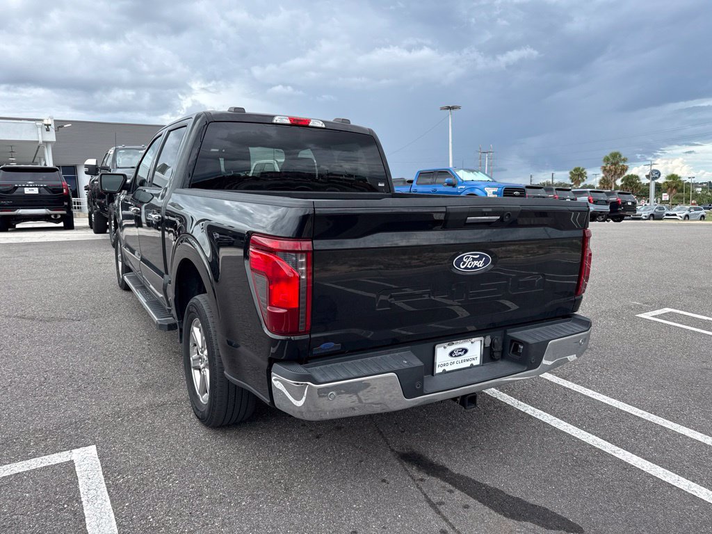 Used 2024 Ford F150 XLT w/ Mobile Office Package RWD image 3