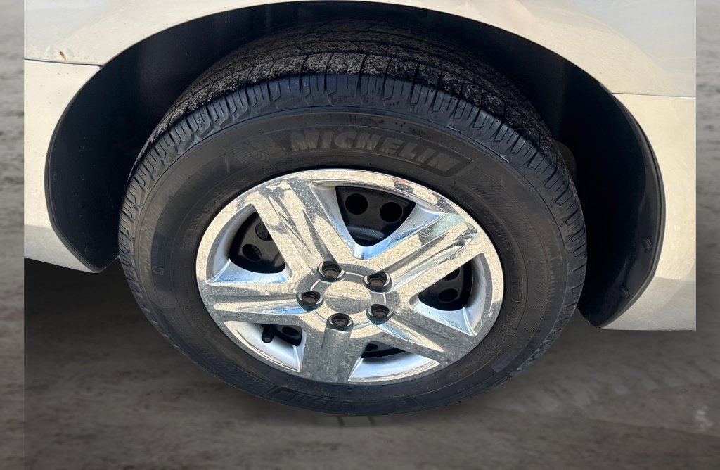 Used 2008 Chevrolet Impala LS FWD image 18