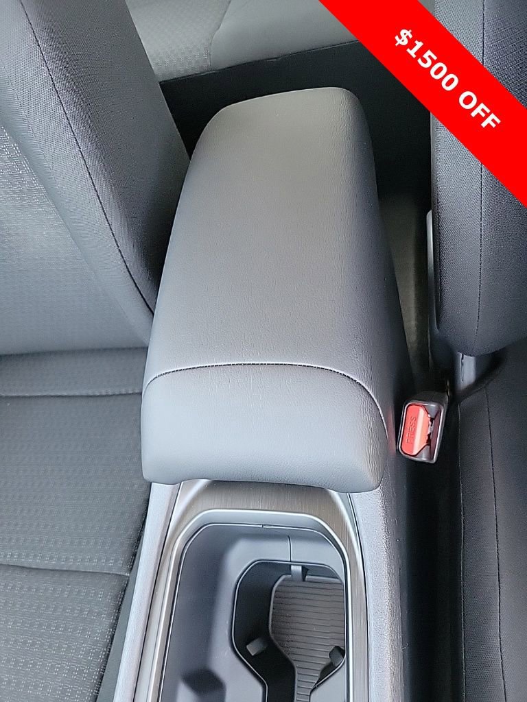 New 2025 Nissan Kicks S image 29