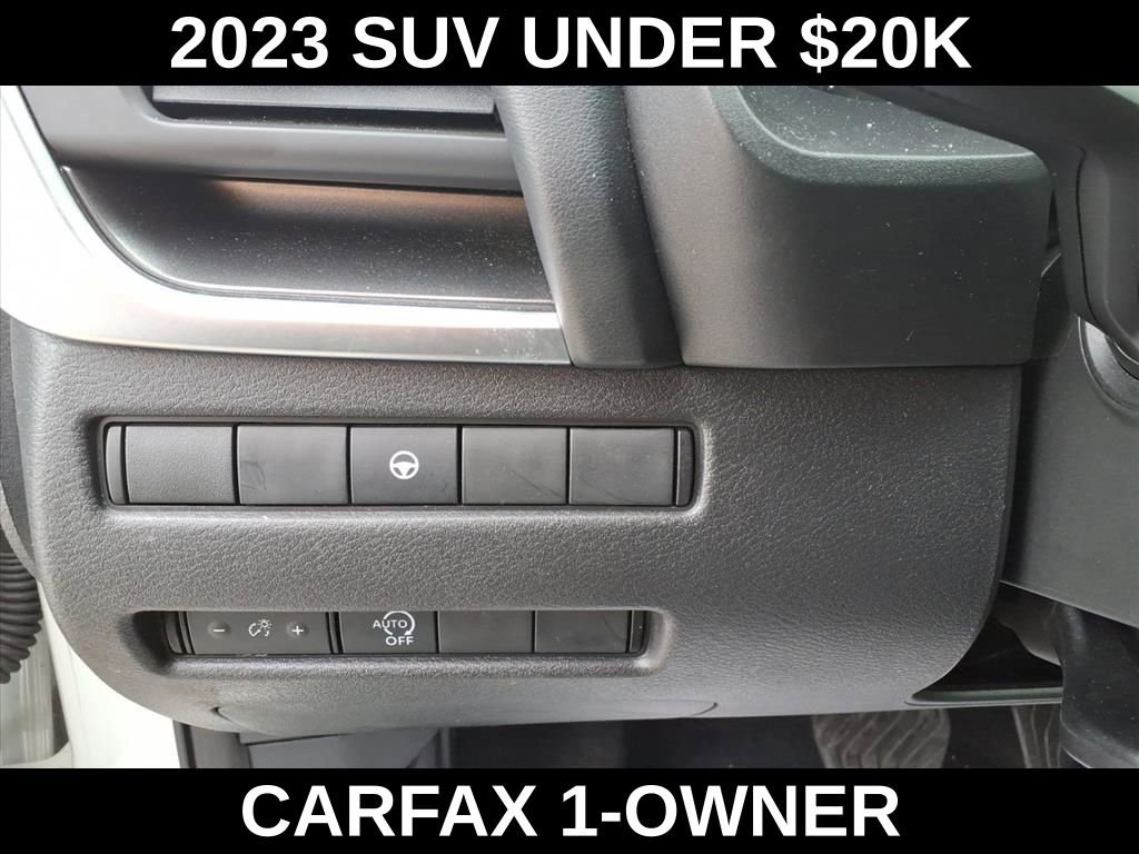 Used 2023 Nissan Rogue SV FWD image 17